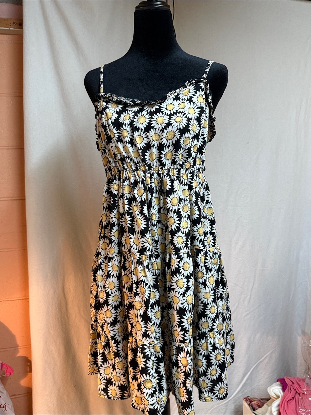 Black Daisy Print Spaghetti Strap Dress - Yellow & White
